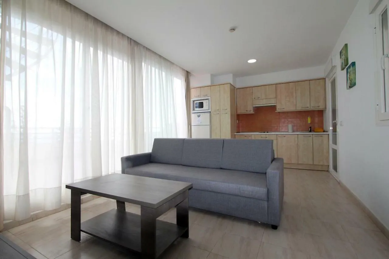 Canos Costa Apartments Барбате